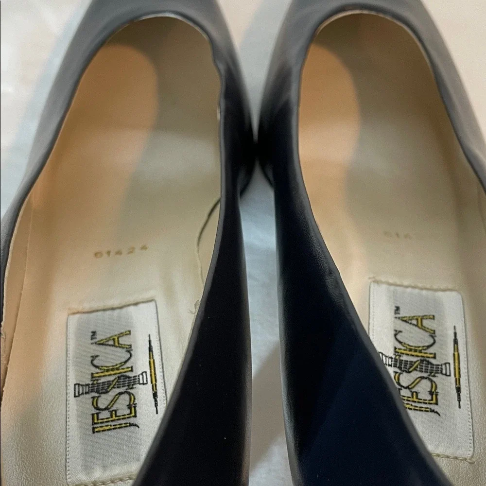 Jessica Leather‎ Pumps Womens 9M Navy Blue Excellent Classic Kitten Heel Brazil - Picture 5 of 8